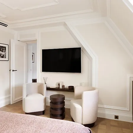 Thelander - Serviced In Champs Elysees Rue Marbeuf * Paris
